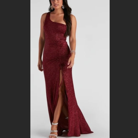 Windsor Dresses Windsor Burgundy Glitter Prom One Shoulder Gown